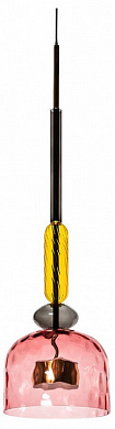 подвесной светильник из розового стекла с золотистыми деталями