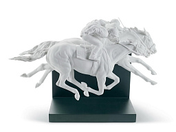 1008515 Lladro Horse Race фарфоровая композиция скачущих лошадей